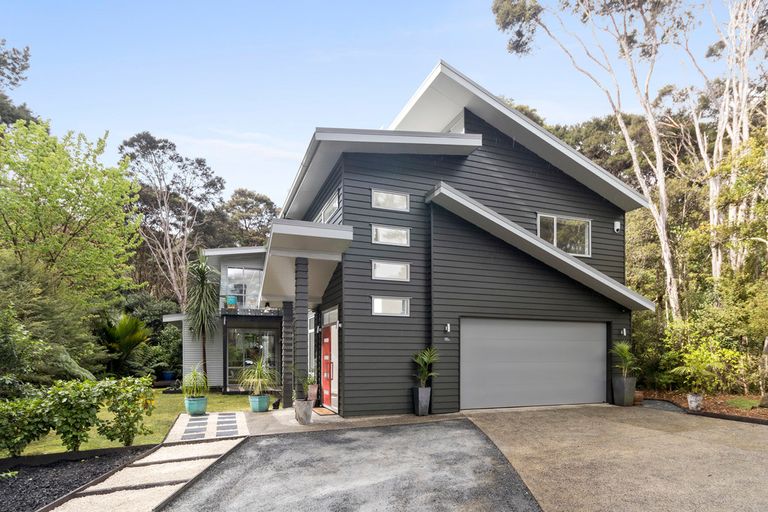 Photo of property in 190a Huia Road, Titirangi, Auckland, 0604