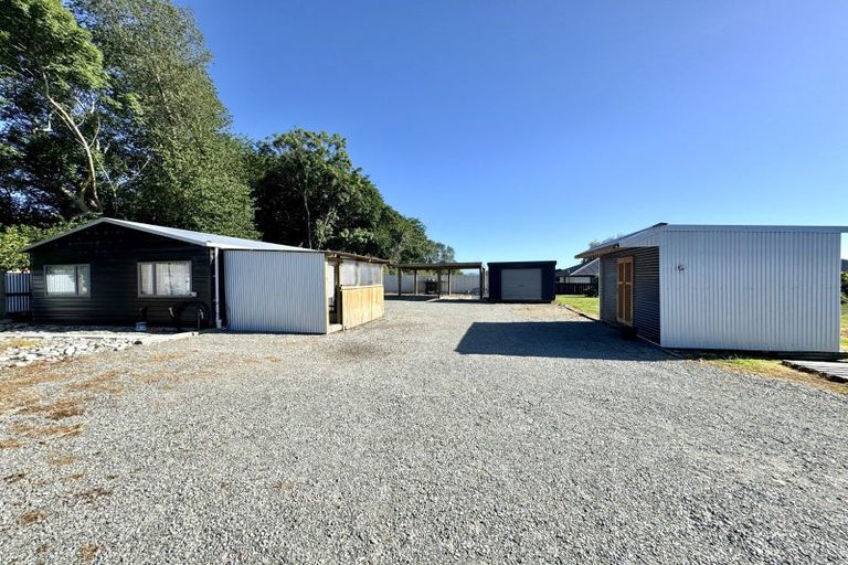 Photo of property in 28 Manse Road, Pleasant Point, 7983