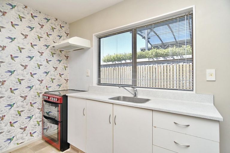 Photo of property in 2/60 Rhona Street, Linwood, Christchurch, 8062