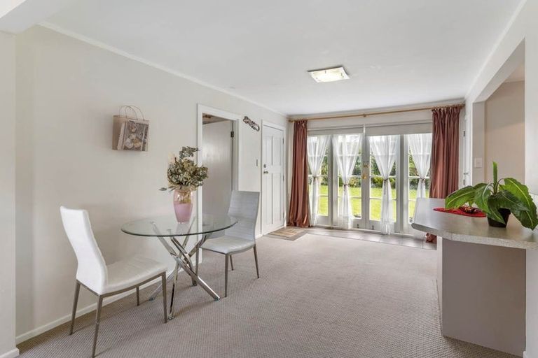 Photo of property in 39 James Laurie Street, Henderson, Auckland, 0612
