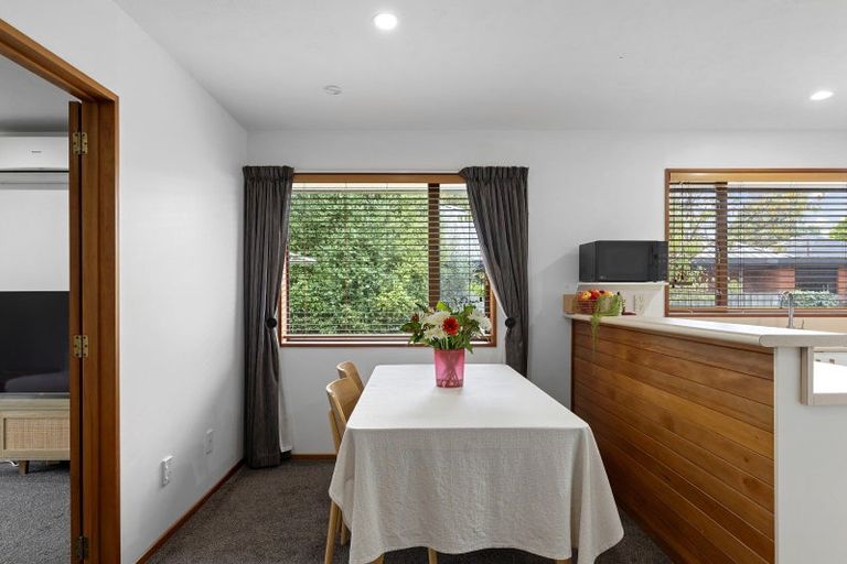 Photo of property in 37 Jennifer Street, Bryndwr, Christchurch, 8053