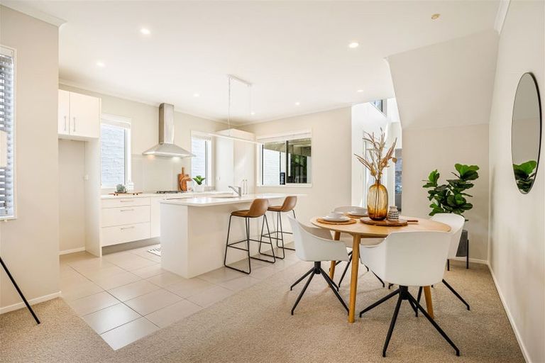 Photo of property in 17 Station Street, Hobsonville, Auckland, 0616