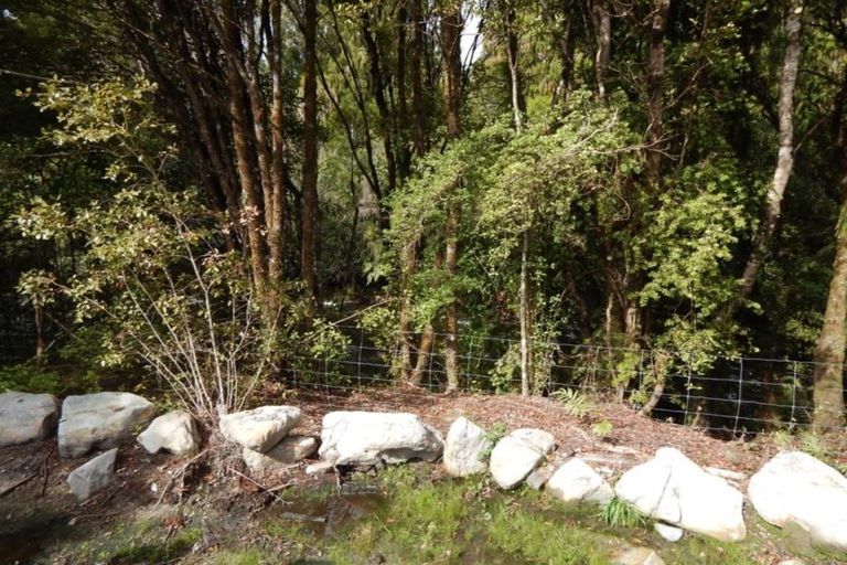 Photo of property in 1279 Lake Kaniere Road, Lake Kaniere, Kokatahi, 7881