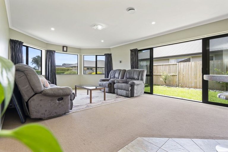 Photo of property in 22a Madison Street, Cambridge, 3434