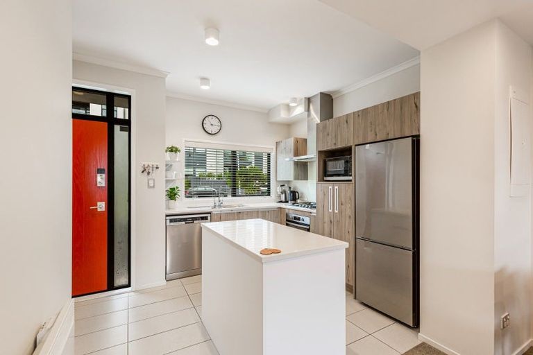 Photo of property in 190 Hobsonville Point Road, Hobsonville, Auckland, 0616