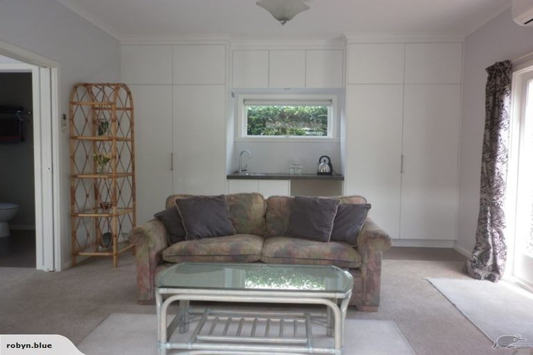 Photo of property in 30 Mcmaster Street, Greytown, 5712