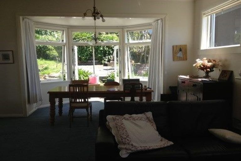 Photo of property in 40 Todman Street, Brooklyn, Wellington, 6021