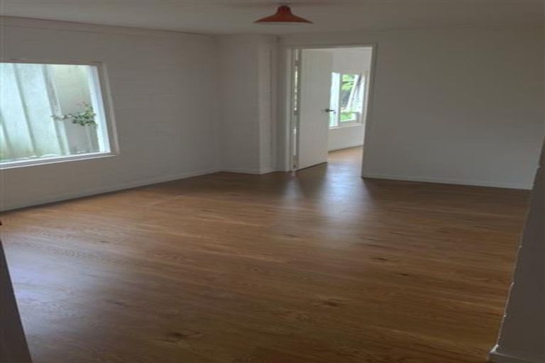 Photo of property in 78 Ravenwood Drive, Forrest Hill, Auckland, 0620