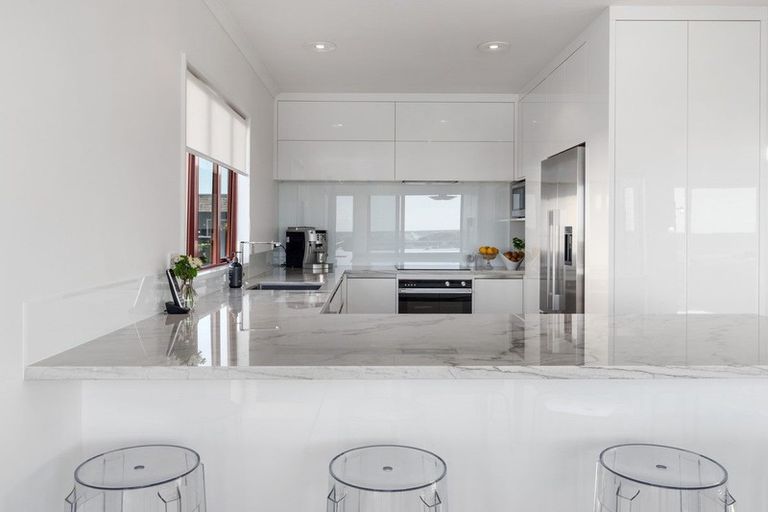 Photo of property in 126a Marine Parade, Mount Maunganui, 3116