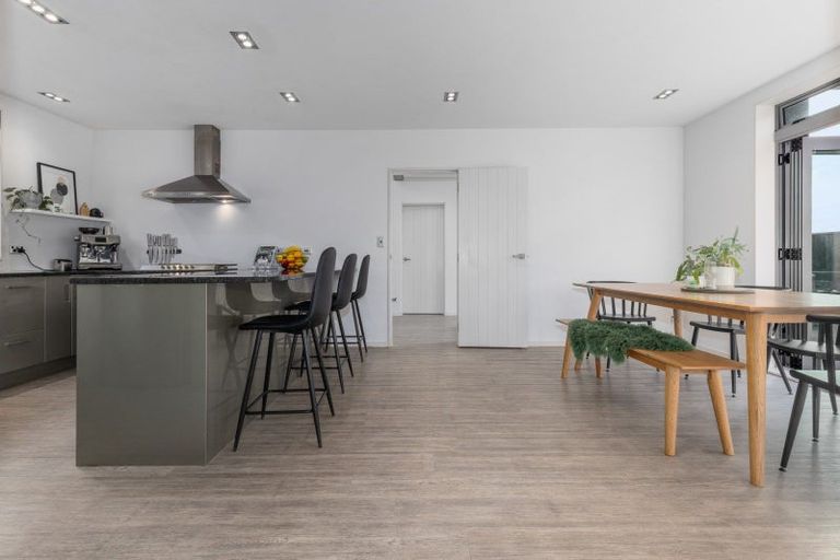 Photo of property in 35 Endeavour Drive, Whitby, Porirua, 5024