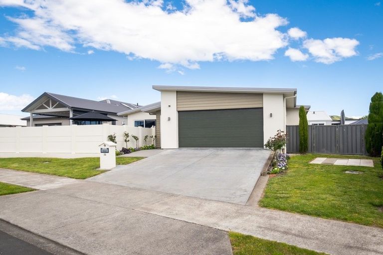 Photo of property in 32 Meissner Road, Havelock North, 4130