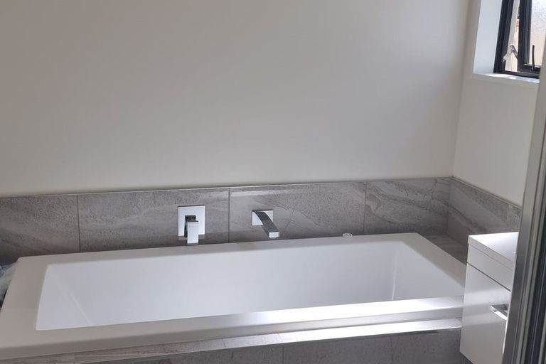 Photo of property in 65 Faringdon Boulevard, Rolleston, 7615