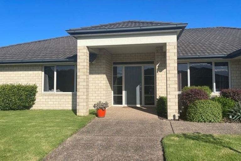 Photo of property in 36 Kereru Place, Pyes Pa, Tauranga, 3112