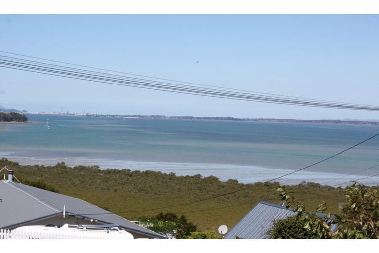 Photo of property in 12 Harbour View Road, Onerahi, Whangarei, 0110