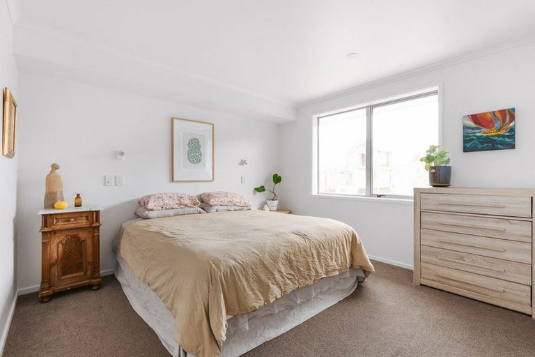 Photo of property in 17 Golden Courie Close, Papamoa Beach, Papamoa, 3118