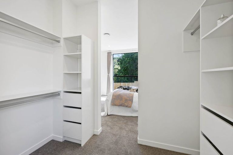 Photo of property in 13e King Richard Place, Browns Bay, Auckland, 0630