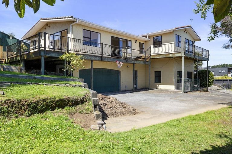 Photo of property in 18 Norwich Avenue, Spotswood, New Plymouth, 4310