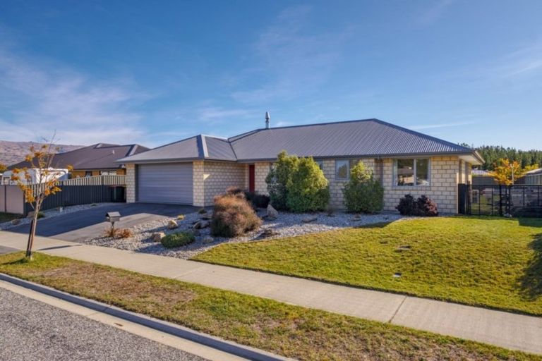 Photo of property in 20 Henderson Drive, Alexandra, 9320