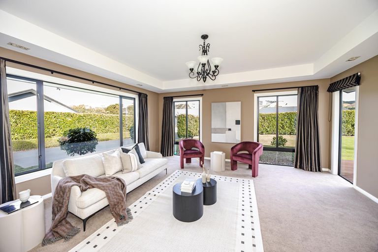 Photo of property in 2 Mcmullan Place, Oamaru North, Oamaru, 9400