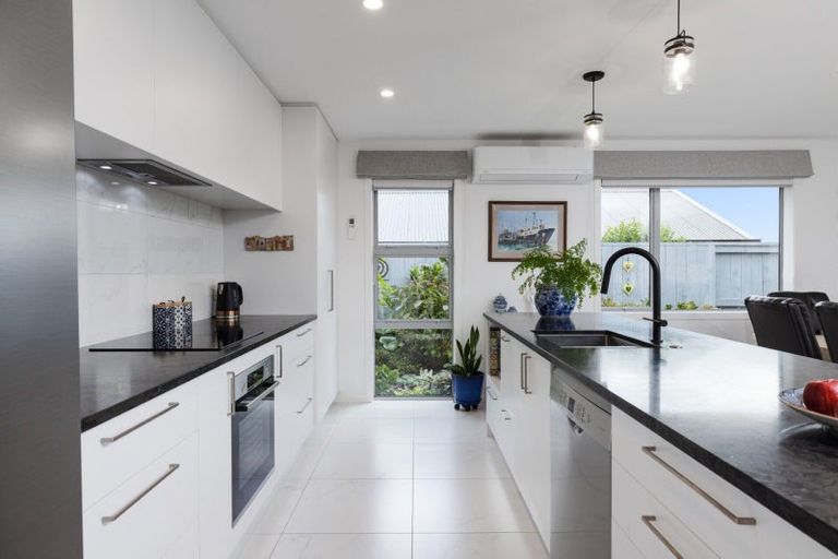 Photo of property in 11 Hass Drive, Ohauiti, Tauranga, 3112