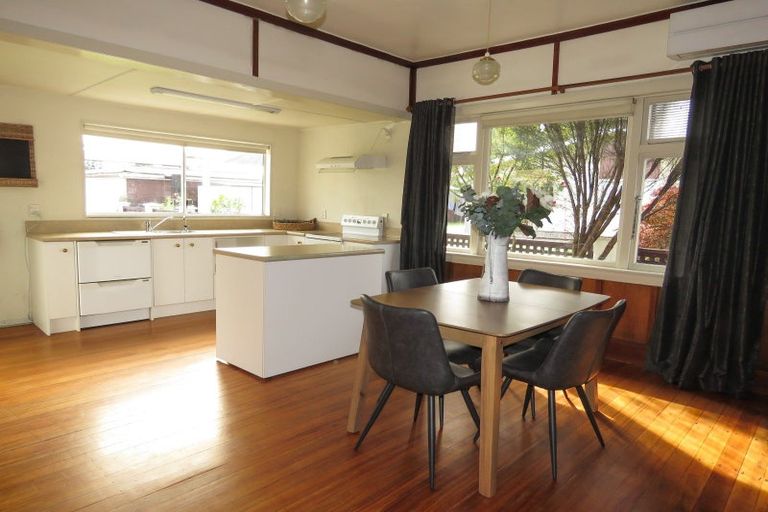 Photo of property in 74 Church Street, Reefton, 7830