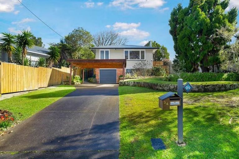 Photo of property in 34 Coniston Avenue, Te Atatu South, Auckland, 0610