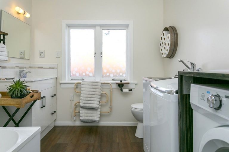 Photo of property in 27a Motutahae Street, Taupo, 3330