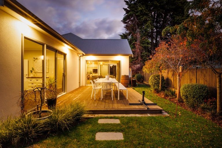 Photo of property in 5 Heritage Place, Terrace End, Palmerston North, 4410