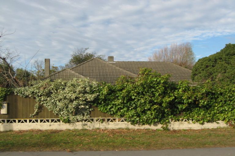 Photo of property in 51 Falcon Street, New Brighton, Christchurch, 8061