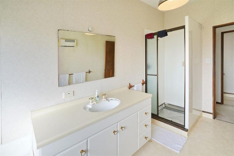 Photo of property in 18 Pelorus Place, Harewood, Christchurch, 8051