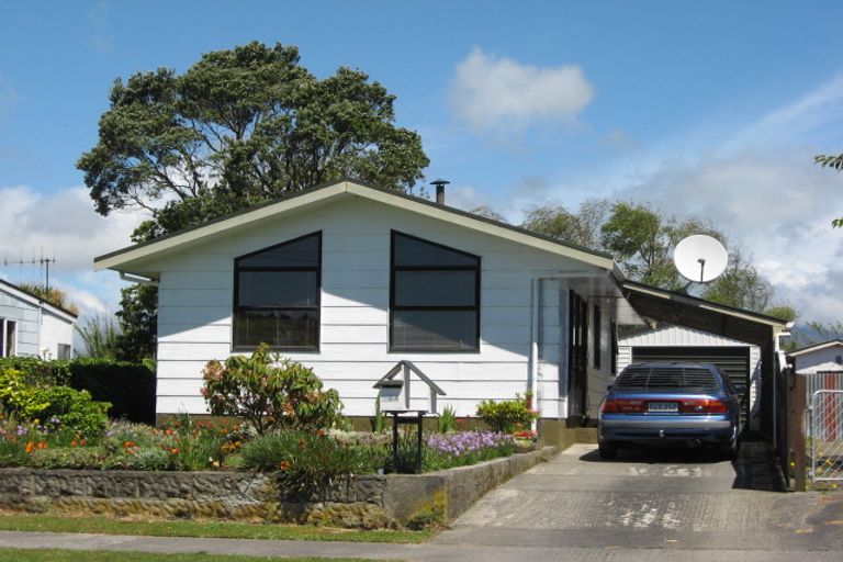 Photo of property in 18a Gladstone Street, Westport, 7825