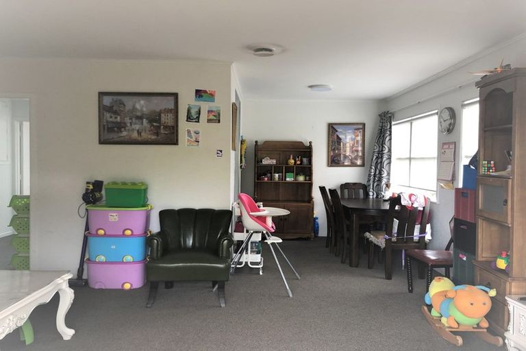 Photo of property in 6 Philip Place, Hillcrest, Auckland, 0627