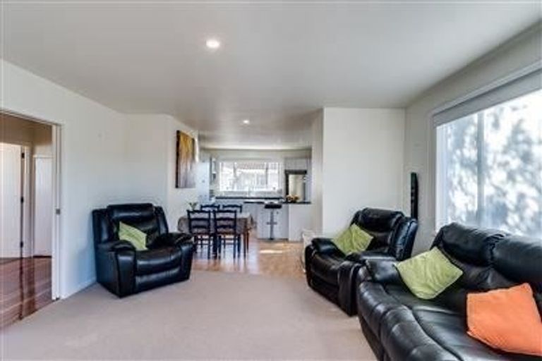 Photo of property in 1/11 Chester Street, Taradale, Napier, 4112