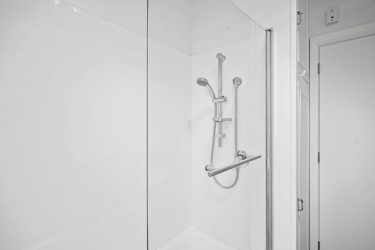 Photo of property in 18 Shands Road, Hornby, Christchurch, 8042