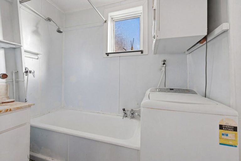 Photo of property in 398 South Road, Caversham, Dunedin, 9012
