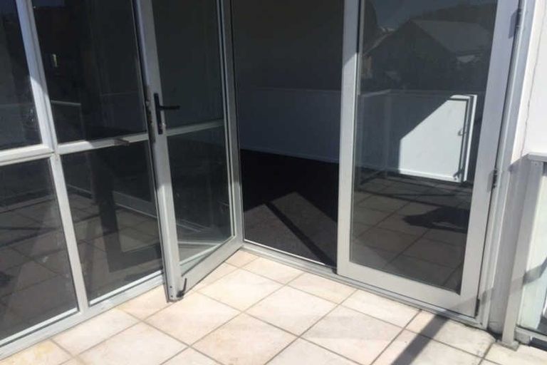 Photo of property in 25/15 Peterborough Street, Christchurch Central, Christchurch, 8013