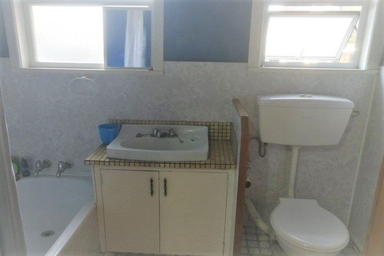 Photo of property in 23 Prospect Terrace, Milford, Auckland, 0620