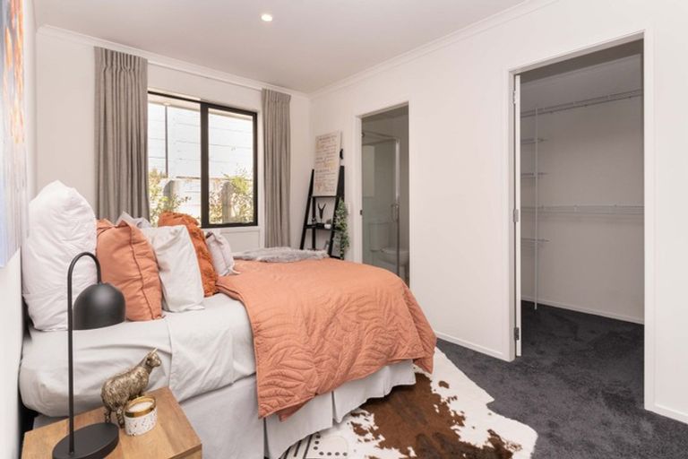 Photo of property in 143 Navigation Drive, Whitby, Porirua, 5024