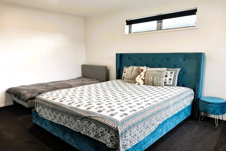 Photo of property in 12 Saint Michael Crescent, One Tree Point, 0118