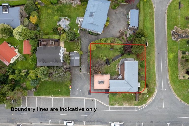 Photo of property in 13 Selwyn Avenue, Akaroa, 7520