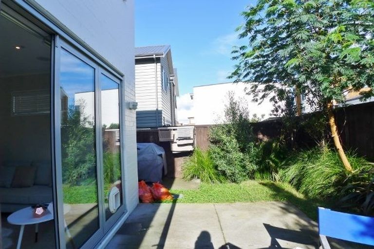 Photo of property in 6 Harvard Street, Hobsonville, Auckland, 0616