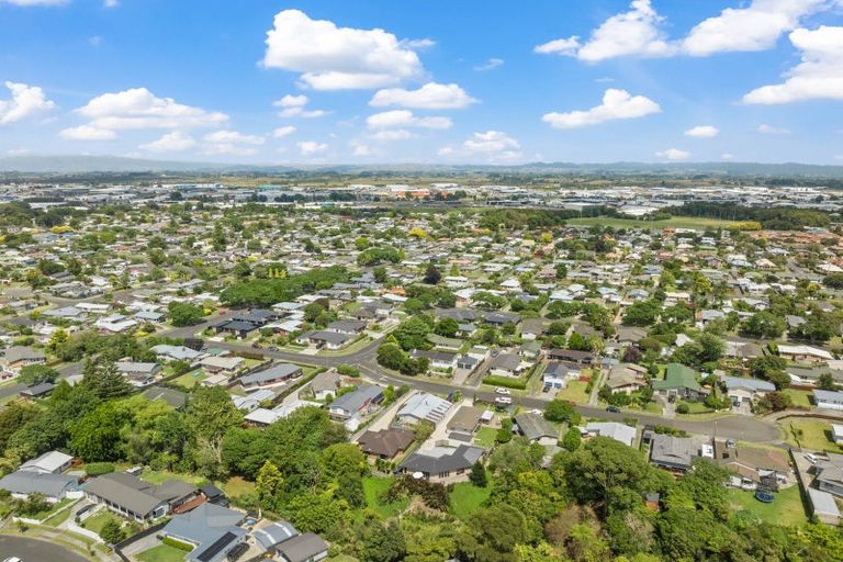 Photo of property in 4a Kohekohe Place, Pukete, Hamilton, 3200