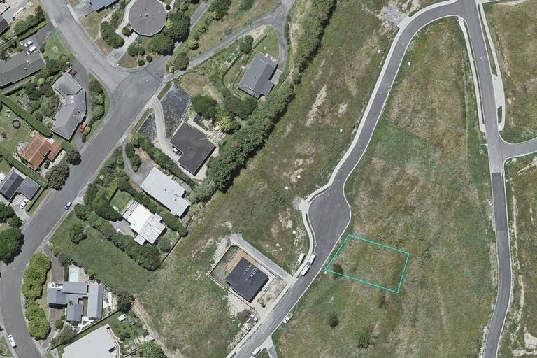 Photo of property in 83 Kotare Street, Waikanae, 5036