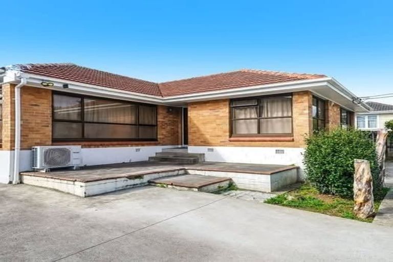 Photo of property in 16 Esperanto Road, Papatoetoe, Auckland, 2025