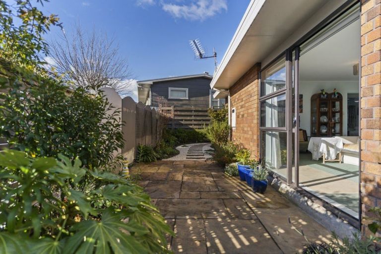 Photo of property in 2/10 Terrace Avenue, Mount Maunganui, 3116