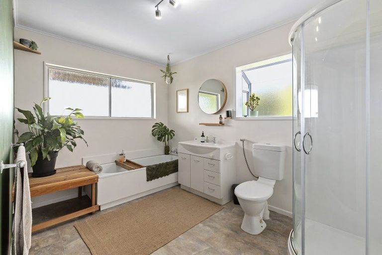 Photo of property in 10f2 Downing Street, Crofton Downs, Wellington, 6035