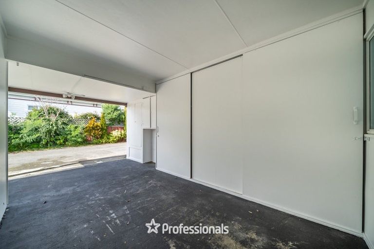 Photo of property in 8b Wai-iti Crescent, Woburn, Lower Hutt, 5010