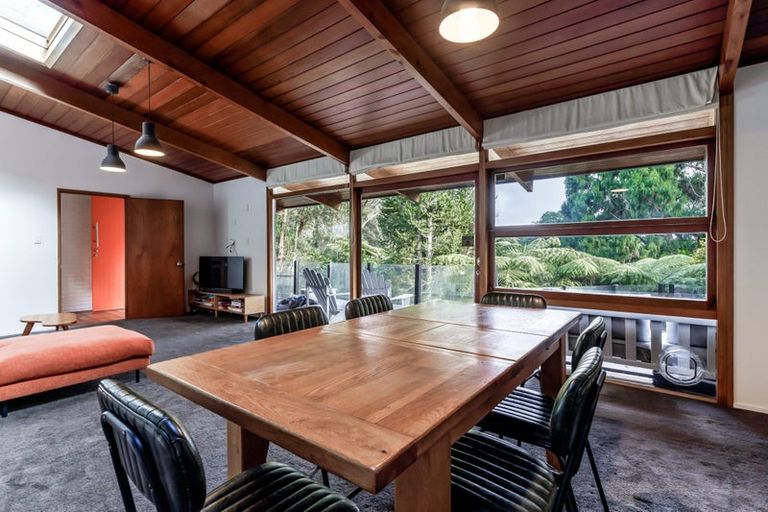 Photo of property in 164 Konini Road, Titirangi, Auckland, 0604