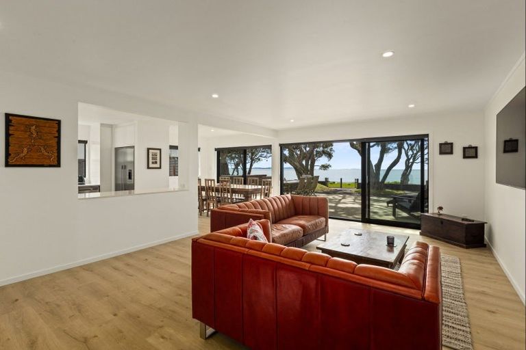 Photo of property in 321a Hibiscus Coast Highway, Orewa, 0931