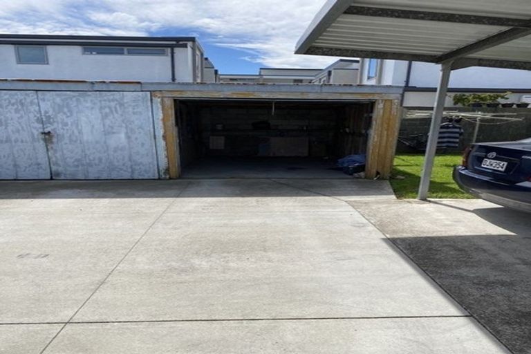 Photo of property in 2/417 Hereford Street, Linwood, Christchurch, 8011